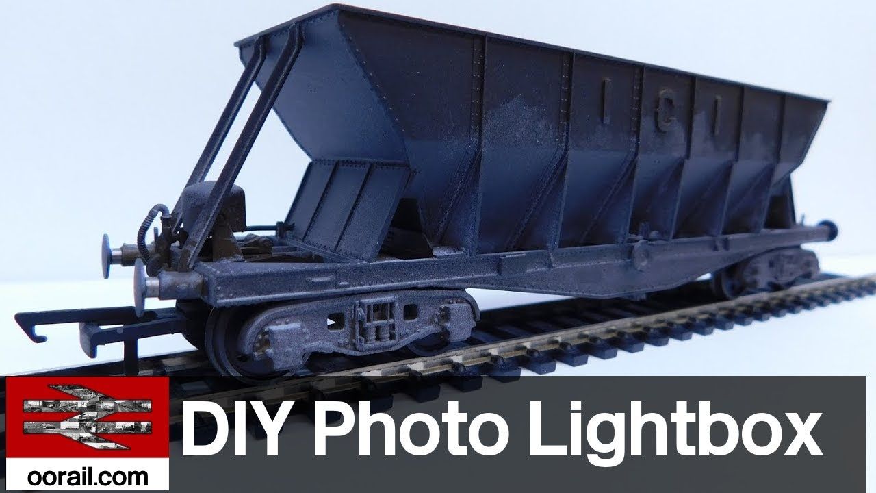 Sharing Your Model Railway Episode 1 - DIY Photo Lightbox